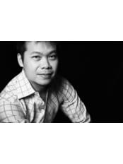 Dr Colin Tham