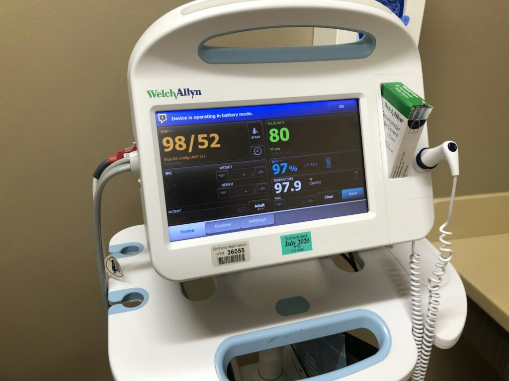 Oxygen concentrators and equipment
