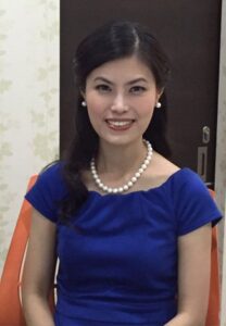 Photo of Dr Lynn Chiam